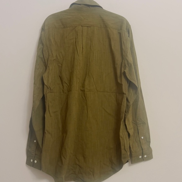 GANT Men’s Button-Up Shirt – Size Medium – New - Picture 2 of 3